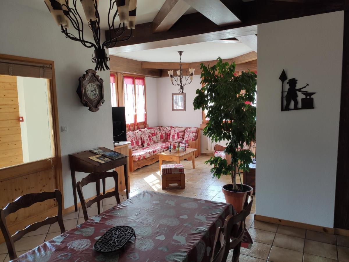 La Source Du Pre Masset Appartement Métabief Buitenkant foto